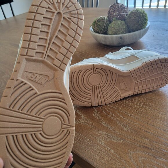 Brand new Nike Dunk Low  size 8.5 - Picture 3 of 5